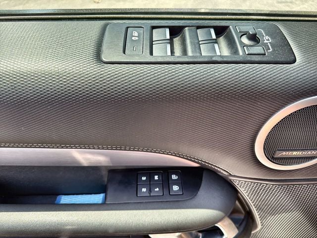 2023 Land Rover Discovery S R-Dynamic