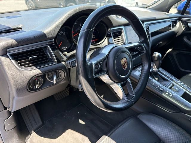 2018 Porsche Macan Base