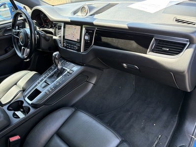 2018 Porsche Macan Base