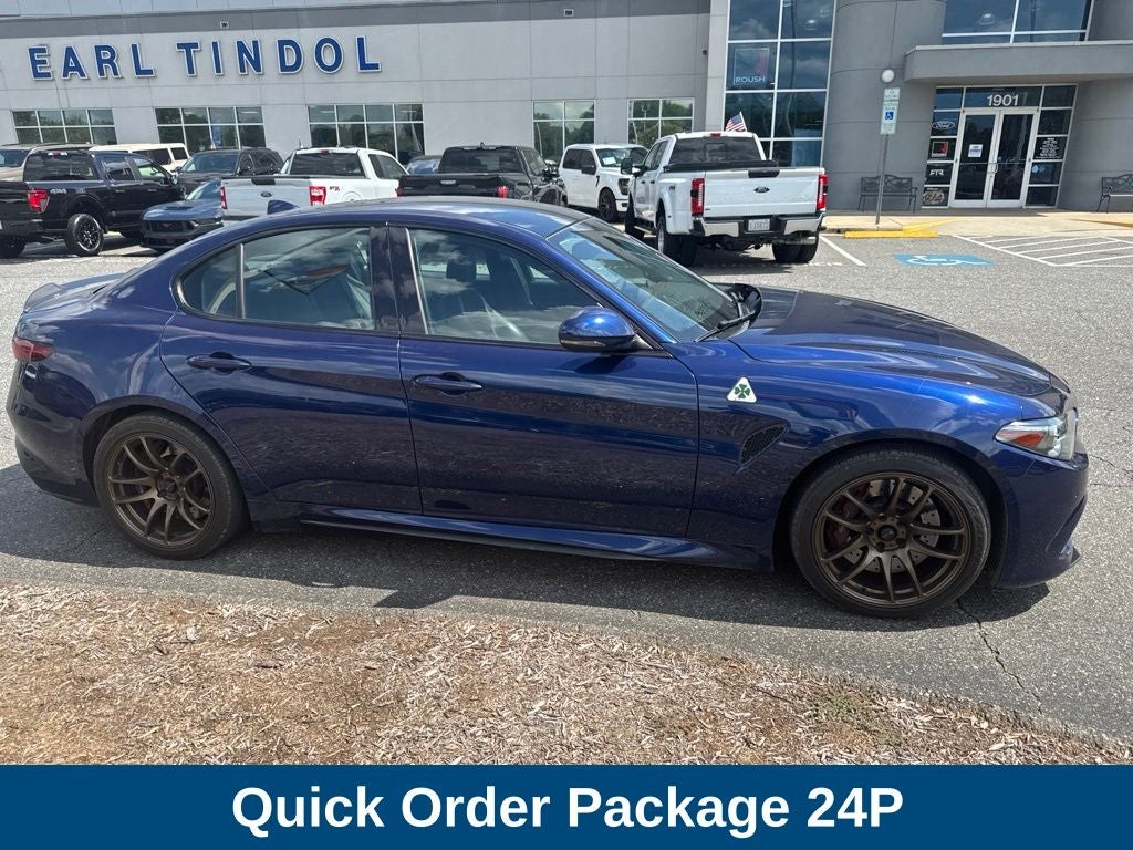 2017 Alfa Romeo Giulia Quadrifoglio