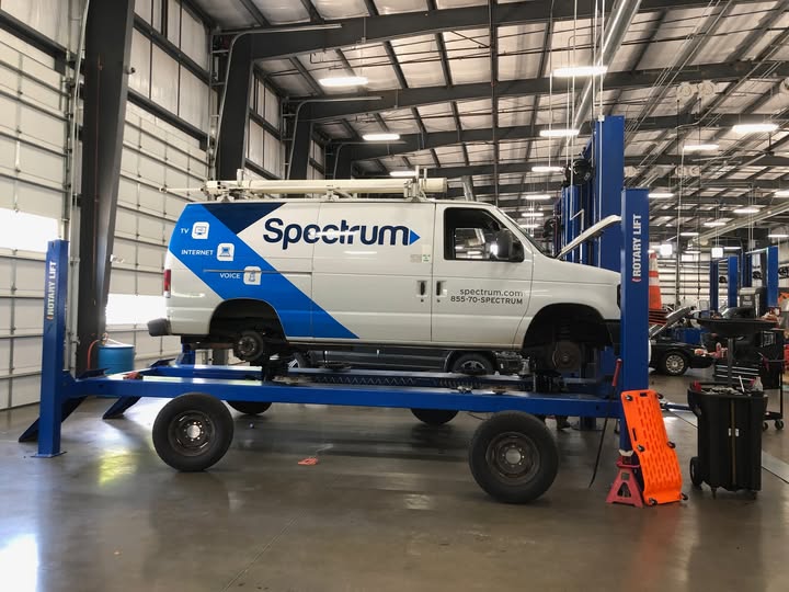 Tindol Truck Shop Customers